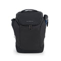 Black Pininfarina Segno "Active" Backpack in white background.
Front pocket with embroidered "pininfarina" logo.
Side pockets contain a waterbottle and a umbrella.