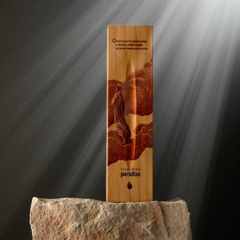Base of the Pininfarina Segno "Cambiano Paradiso 700th edition" with an illustration of a fragment of the Divine Comedy of Dante Alighieri with a man walking in clouds.