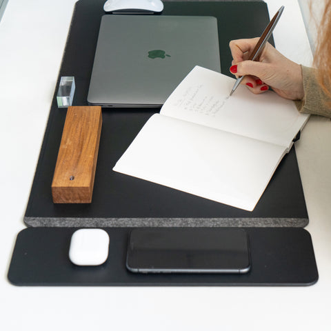Desk Pro