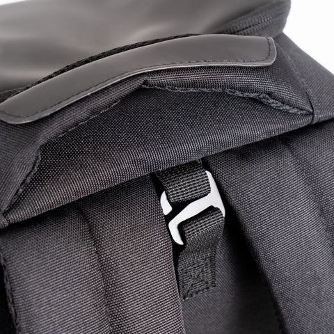 PININFARINA UNDERSEAT BACKPACK